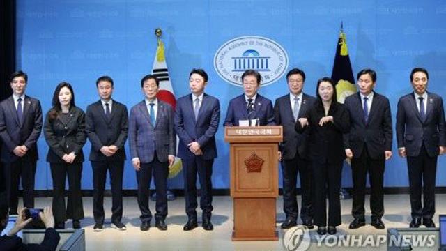 강훈식·박수현 의원, 이재명 대선 후보 캠프 핵심역할