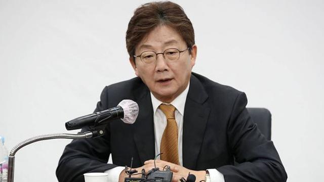 “이재명 이길 생각이 있나” 유승민 국힘 경선 불출마 선언