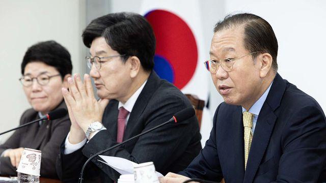 국민의힘 “주 4.5일제 추진... 금요일엔 4시간 근무 뒤 퇴근”