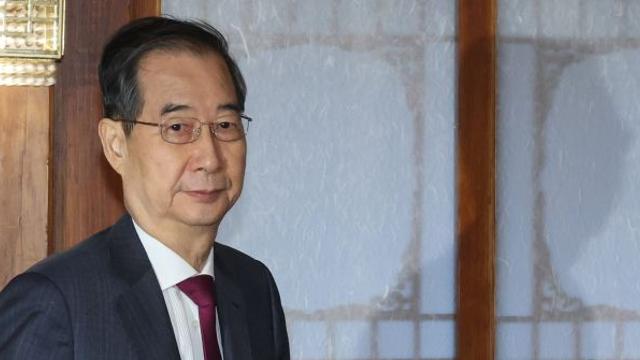 제동 걸린 한덕수 '월권', 우원식 