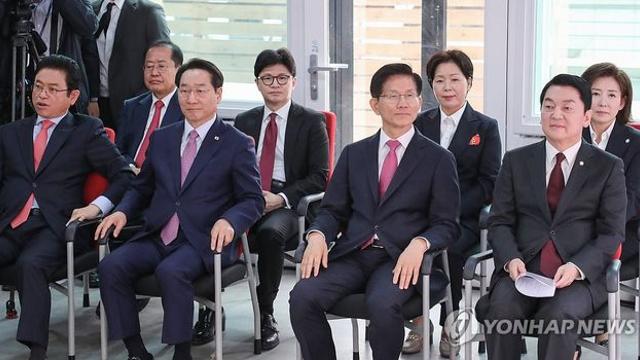 국민의힘 경선 초반 洪·金·韓 '3강'…安·羅 '2중' 구도(종합)