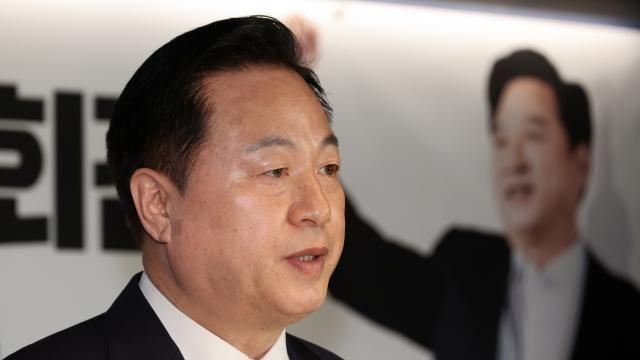 김두관, 대선 불출마 선언 후 캠프 해산 공식 발표(종합)