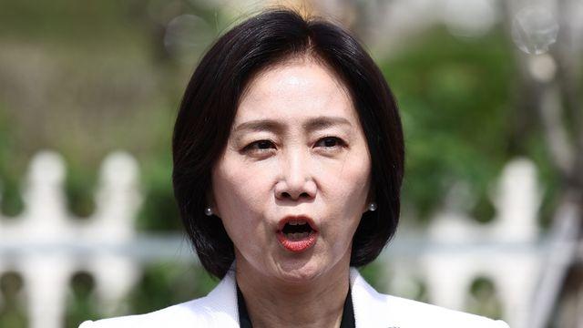 “이준석은 거짓 정치인” 허은아, 개혁신당 탈당 후 무소속 대선 출마 선언