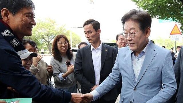 [21대 대선] 이재명 쏟아지는 재판에 '사법리스크' 부활...대법 전합체 '속행' 대장동·대북송금 '예정대로'...