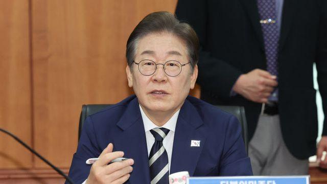 “검찰, 언제부터 창작소설가 됐냐”…이재명, 文 기소에 날 세워