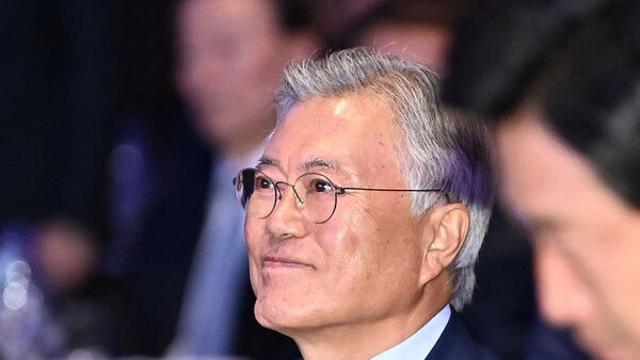 문재인 뇌물죄 기소…민주