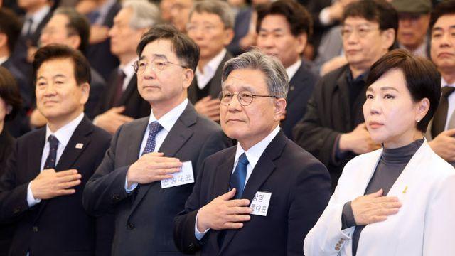이재명의 싱크탱크? 정치적 리스크 된 '성장과통합'