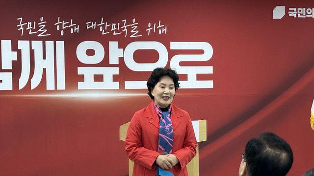 국힘 홍준표 후보 부인 이순삼 여사 대전 방문…
