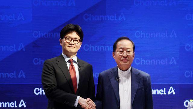 洪 “당원게시판 가족이 썼나”…韓 “민주주의는 익명보장”