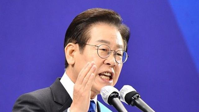 '차기 대통령 지지율' 이재명 49%·한덕수 31%·이준석 10% [갤럽]