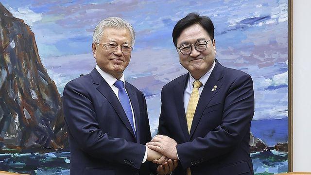 文 