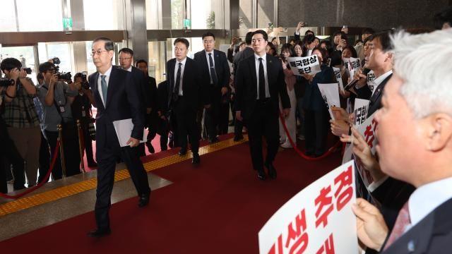 [이주의 여론조사] 지지율 1위 이재명 38%...'출마 임박설' 한덕수 6%