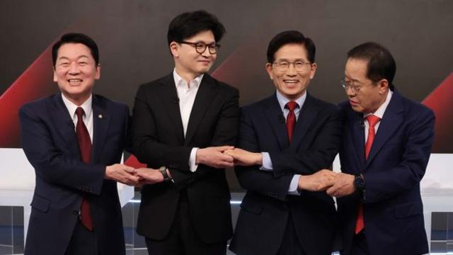 '러브콜' 쏟아진 한덕수… 국힘 2차 경선 '4인4색' 행보