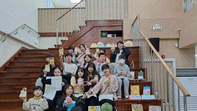 태안 방포초, 2025 세계 책과 저작권의 날 기념 독서 행사 펼쳐