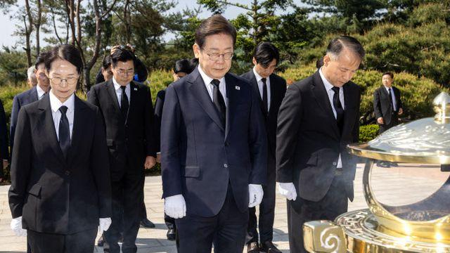 이재명, 상임선대위원장에 ‘보수 책사’ 윤여준…중도 확장