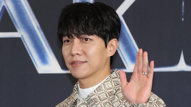 가수 이승기 장인, 코스닥상장사 주가조작 혐의로 구속(종합)