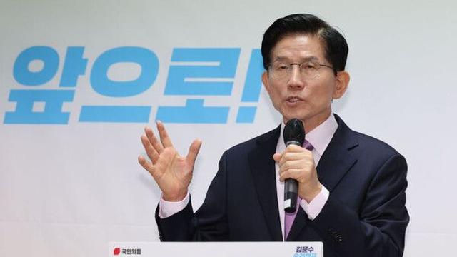 김문수, 3차 경선 진출에 