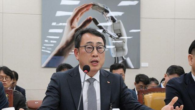 최태원 회장 'SKT 해킹' 청문회 나오나···과방위원장 