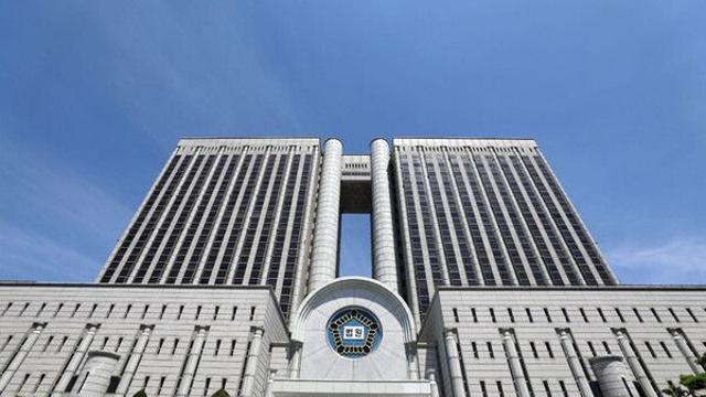 '정치자금법 위반' 경북도의회 의장 구속기로