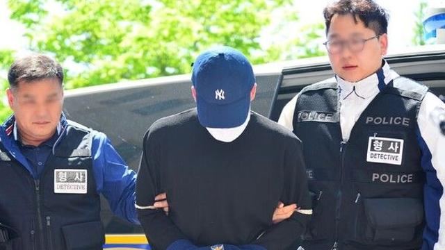 '청주 흉기 난동' 특수교육 고교생 구속 송치