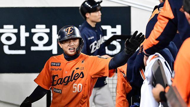 '4연승' 한화, 타율 0.087 타자가 선발 우익수로?…
