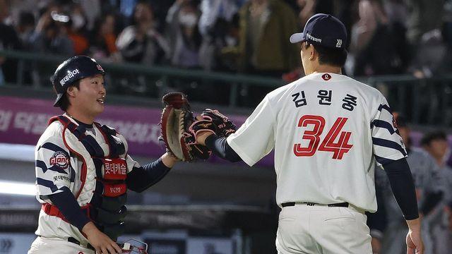 프로야구 롯데·한화, 나란히 공동 2위…'이 기세 언제까지'
