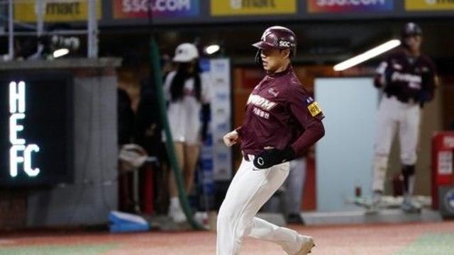 작년부터 달린 키움 송성문, 27연속 도루 성공…'이종범 -2'