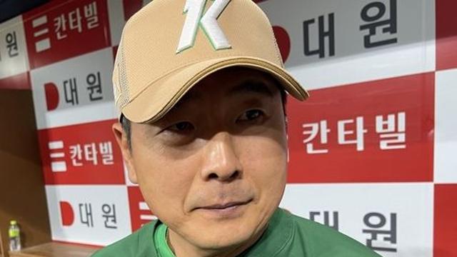 선발난에 고심하는 키움 홍원기 감독 
