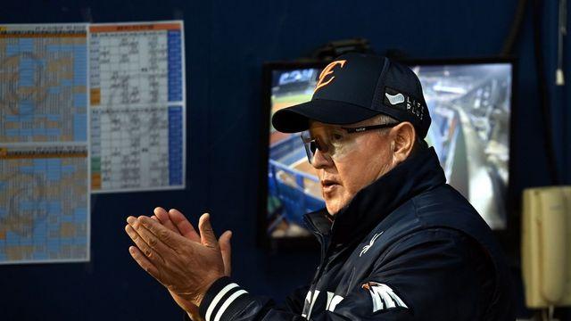 ‘단독 1위’ 노장, 명장으로 살아 있다…김경문 감독의 2025시즌 한화