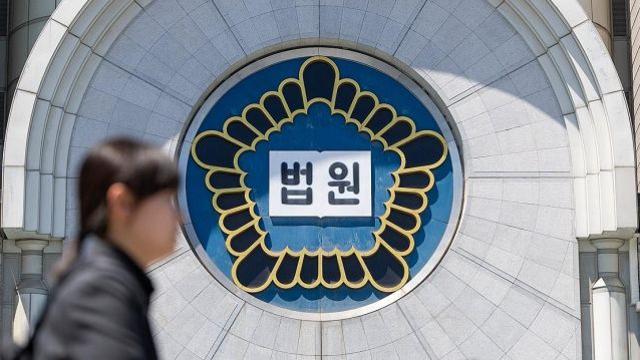 [속보] 법원, 이재명 파기환송심 6월18일로 연기…“선거운동 기회 보장”