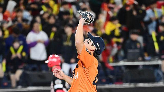 '세이브 1위' 김서현, 161km→김도영 안타에 