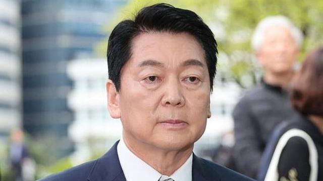 [속보] 안철수 “한덕수 무소속 출마해라…강제 단일화는 대선 패배 지름길”
