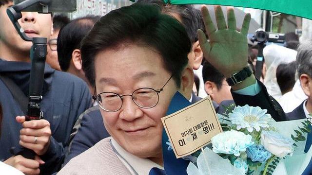 이재명, '한미일 동맹' 언급 했다 '한미일 협력관계'로 정정