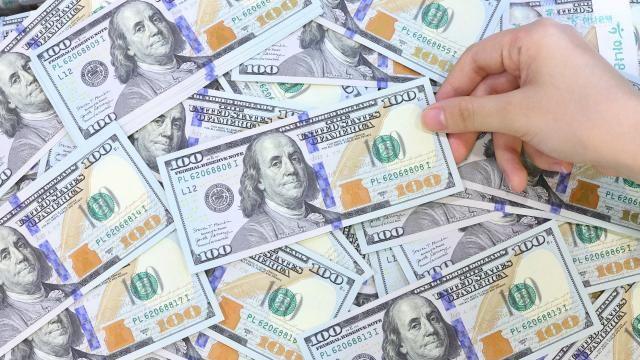 미영 무역합의에 강달러…환율 다시 1400원대로