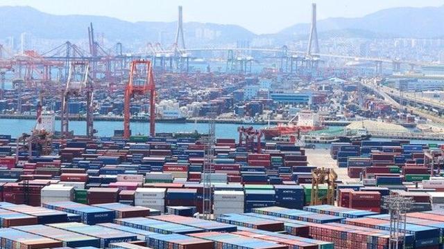 3월 경상수지 91.4억 달러 흑자…“반도체가 살렸다, 美관세 영향 4월부터”