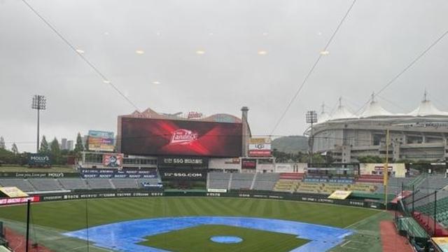 프로야구 인천·수원·잠실 DH 1차전 우천 취소…11일 더블헤더(종합)