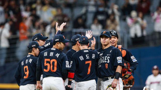 '폰세 6이닝 1실점' 한화, 또 이겼다...33년 만에 11연승 대기록