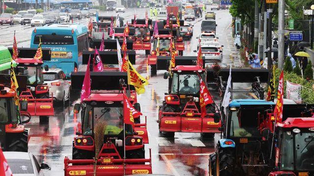 트랙터까지 등장…'이재명 파기환송'에 도심 곳곳서 사법부 규탄 집회