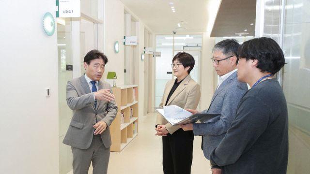 김운남 고양시의장, 일산동구보건소 신축 청사 방문