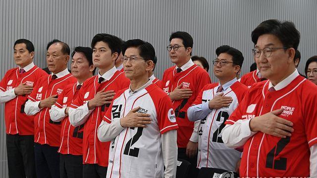 국힘 7인 공동선대위원장 체제…'3040' 의원들 상황실 배치