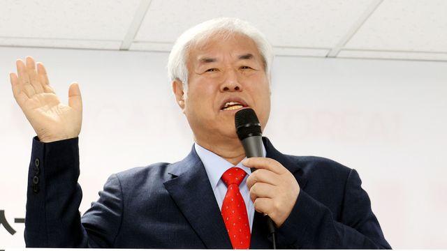 [속보] 전광훈 목사, 국민의힘 '김문수 단일화' 입장 발표