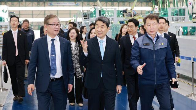 이주호, ‘우주항공의 날’ 기념식...“우주항공청 중심으로 미래 도전 아낌없이 지원”