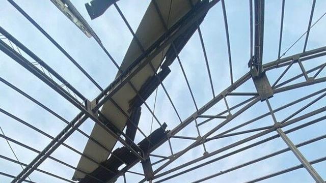 창고 슬레이트 지붕 철거 작업하던 60대, 6m 아래로 추락해 숨져