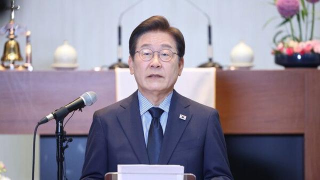 이재명 “국민과 함께 새로운 미래 열겠다”