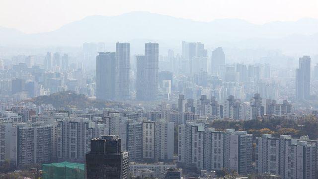 서울 아파트 전세 절반이 갱신권 썼다…2022년 3분기 이후 최대