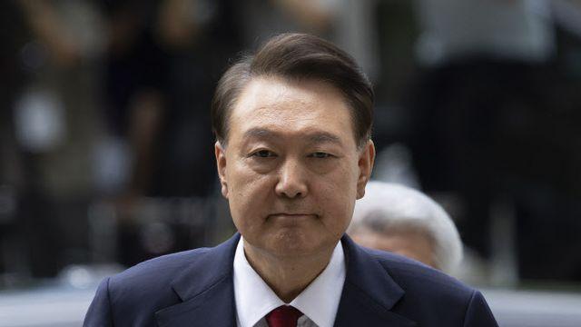 내란특검, 조사 거부하는 尹에 “14일 오후 2시 재차 출석요구”