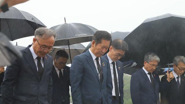 정청래 당대표 후보 제주4·3공원 참배