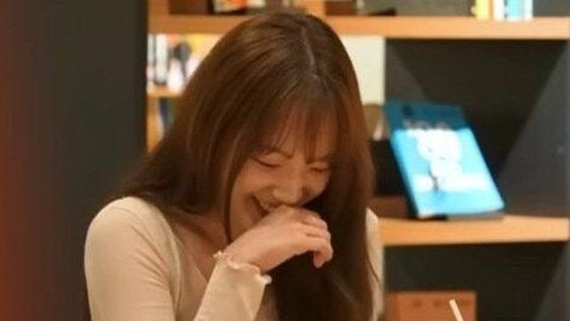 도서관에서 잘생긴 남자에게 쪽지를 받는다면