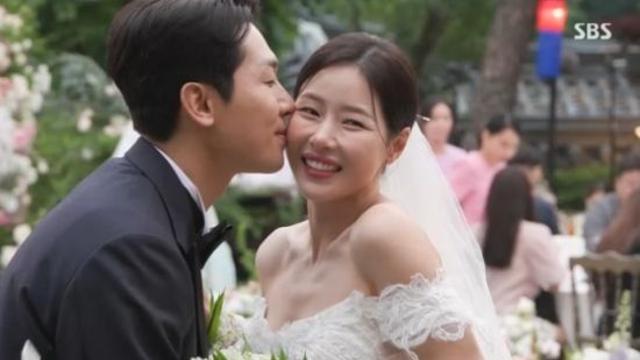 박하나♥김태술, 눈물의 결혼식 최초 공개...