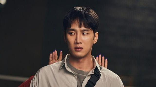 안보현, 이상근 감독 손에 탄생한 대형견…임윤아 옆 멍뭉미 폭발 청년 백수 (악마가이사왔다)